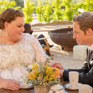 This Is Us Recap Kate Phillip Finally Get Married Rebecca Alzheimers Worsens Chrissy Metz Chris Geere