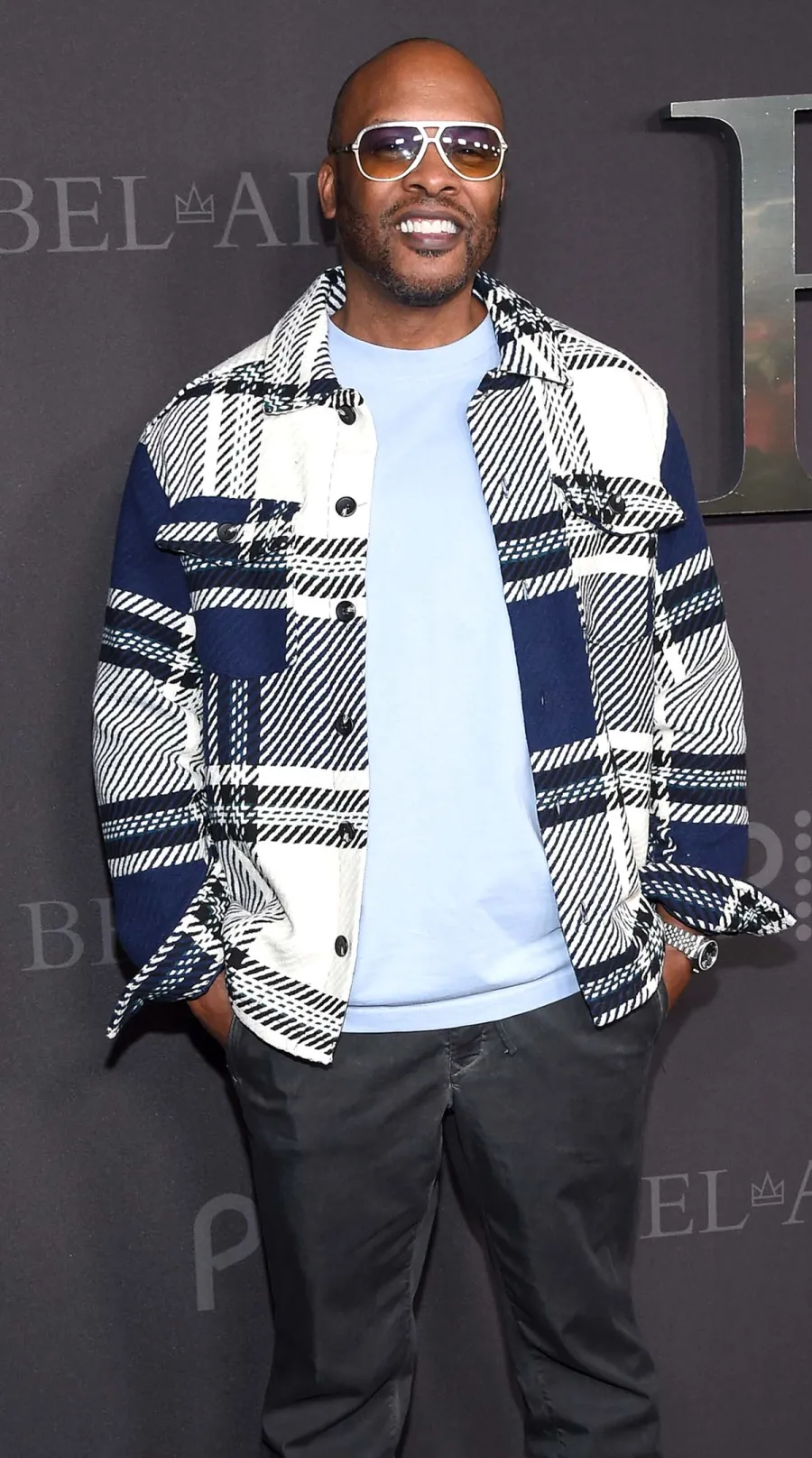 Will Smiths Inner Circle Meet People By His Side After Oscars Slap