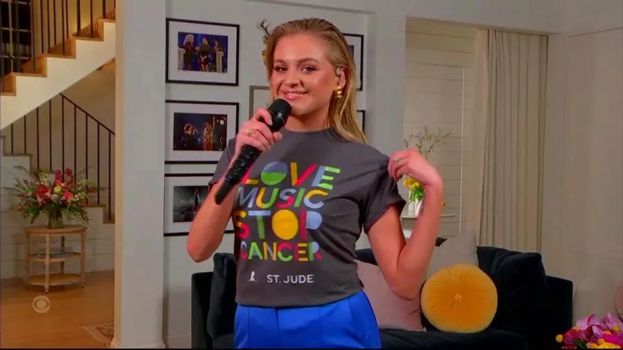 Yeah Boy Kelsea Ballerinis Best Looks While Cohosting 2022 CMT AWARDS