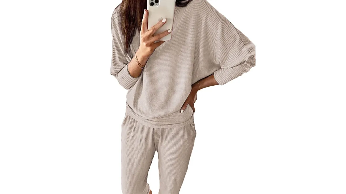 amazon-prettygarden-airport-fashion-lounge-set