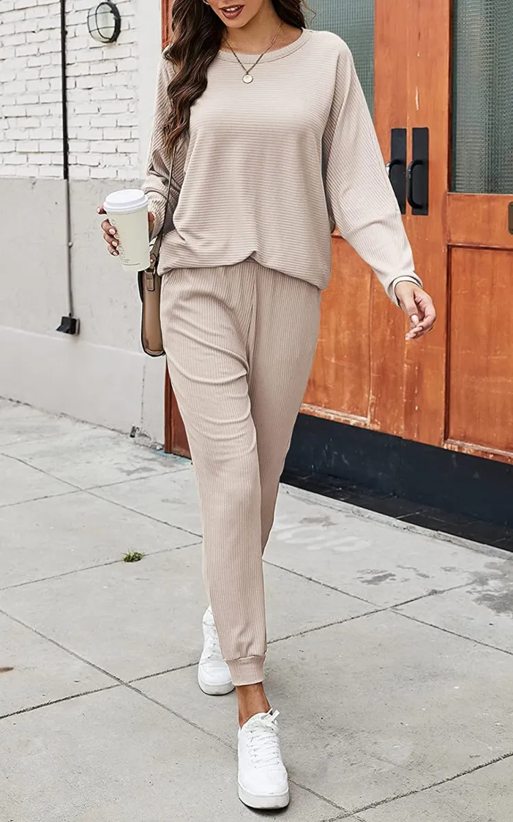 amazon-prettygarden-lounge-set-airport-fashion-beige