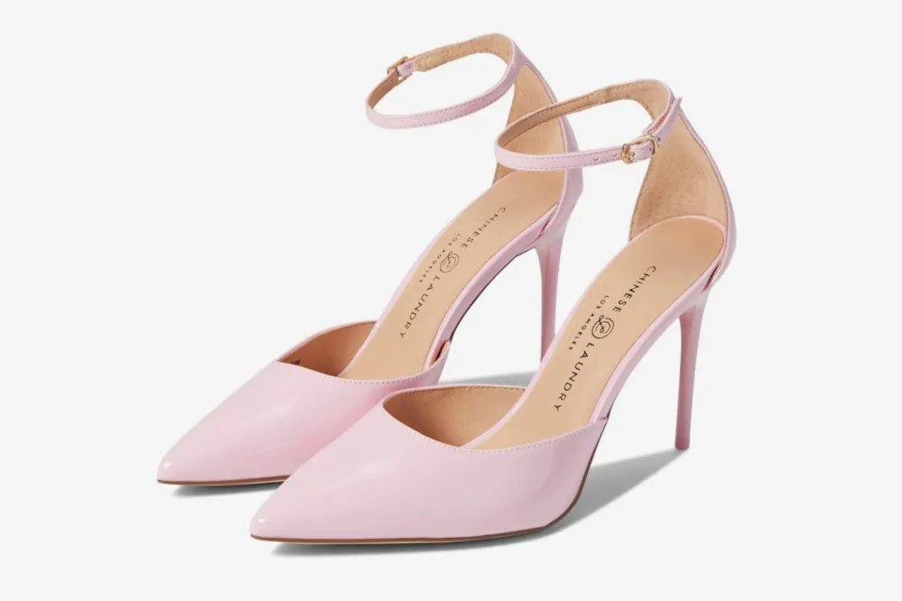 light pink pumps