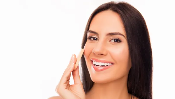 Hide foundation concealer