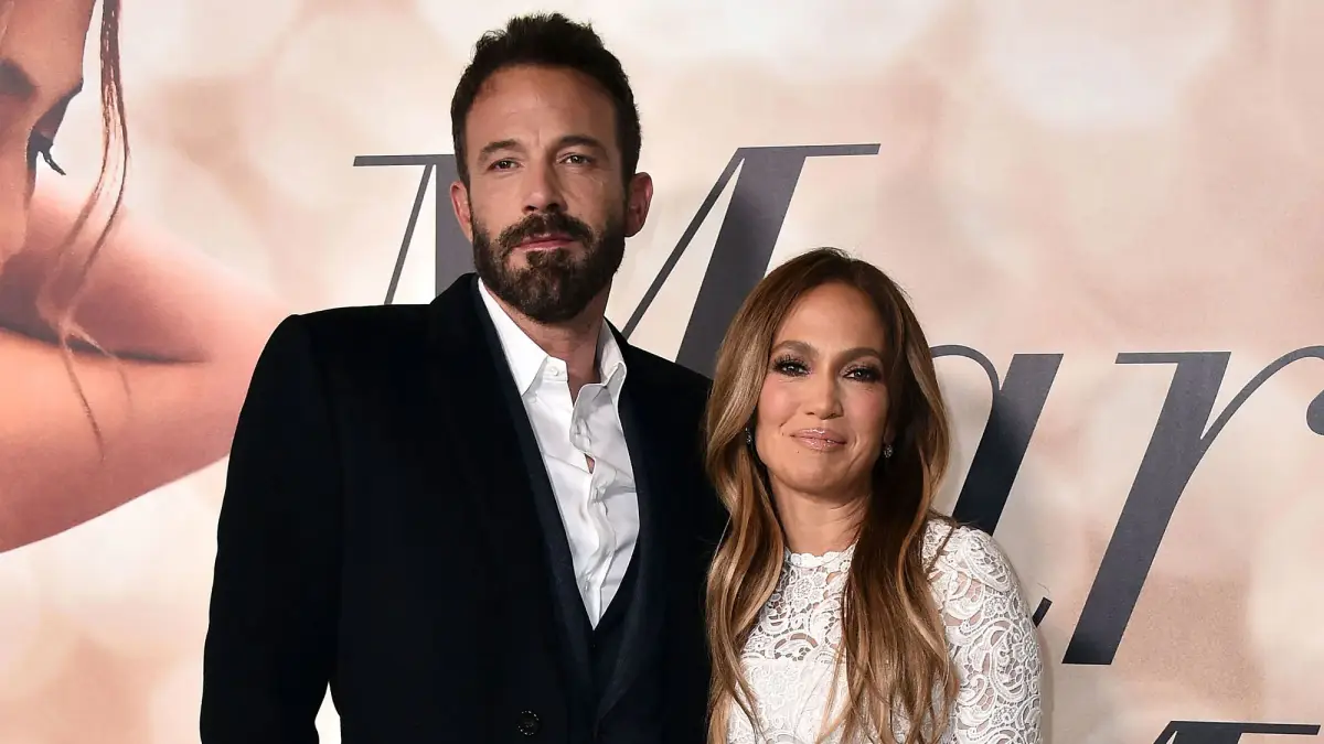 A Forever Thing! Jennifer Lopez Gets Her and Ben Affleck Initials on Her Nails