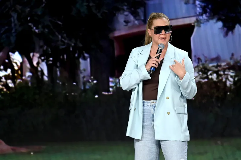 Amy Schumer Gets a Kardashian Makeover, Jokingly Rebrands as 'Kamy'