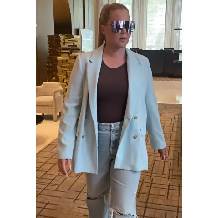 Amy Schumer Gets a Kardashian Makeover, Jokingly Rebrands as 'Kamy'