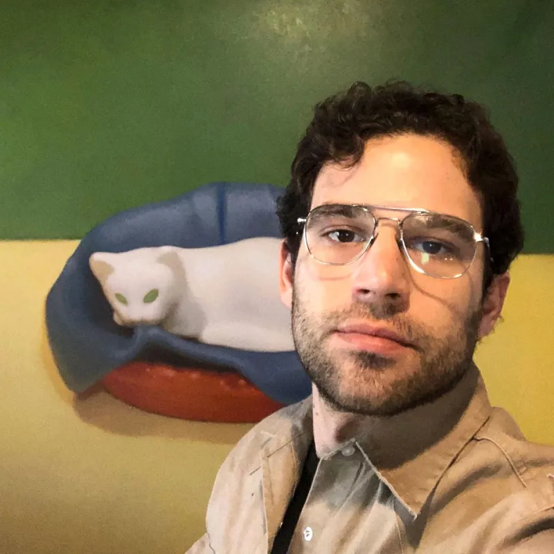 Ashley Olsen and Boyfriend Louis Eisner Are Married After Several Years of Dating