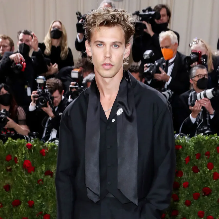 Austin Pete Kaia Gerber Dating History Through Years Austin Butler