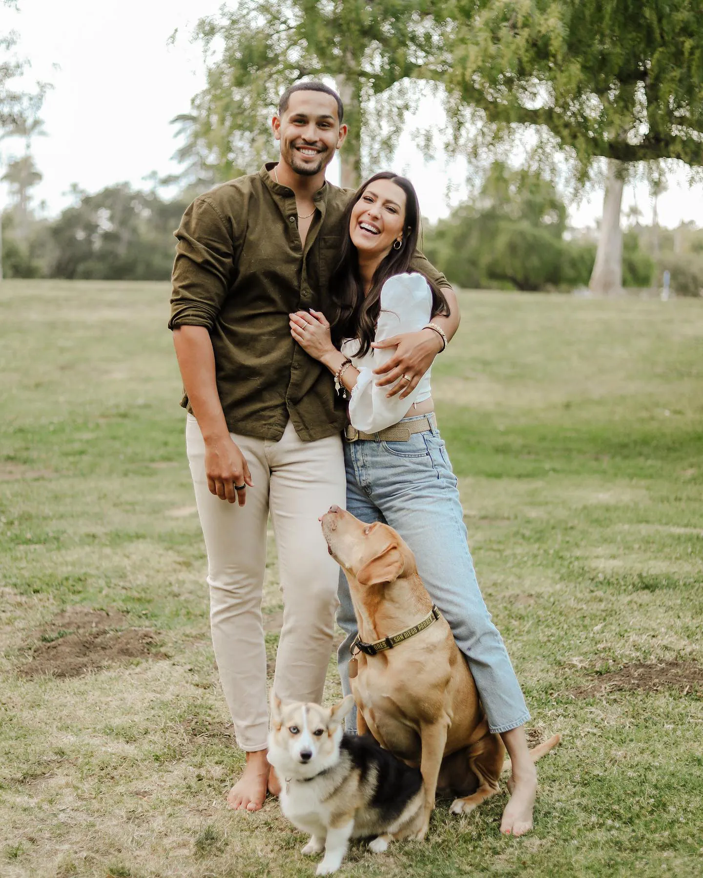 Bachelor Nation's Becca Kufrin and Thomas Jacobs Are Engaged After Less Than 1 Year of Dating