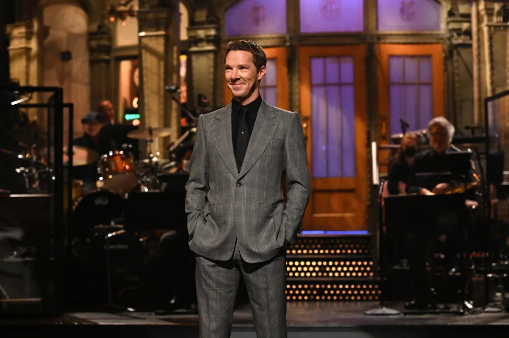 Benedict Cumberbatch Jokes About Being &lsquo;Beat By Will Smith&rsquo; at Oscars in 'Saturday Night Live' Monologue