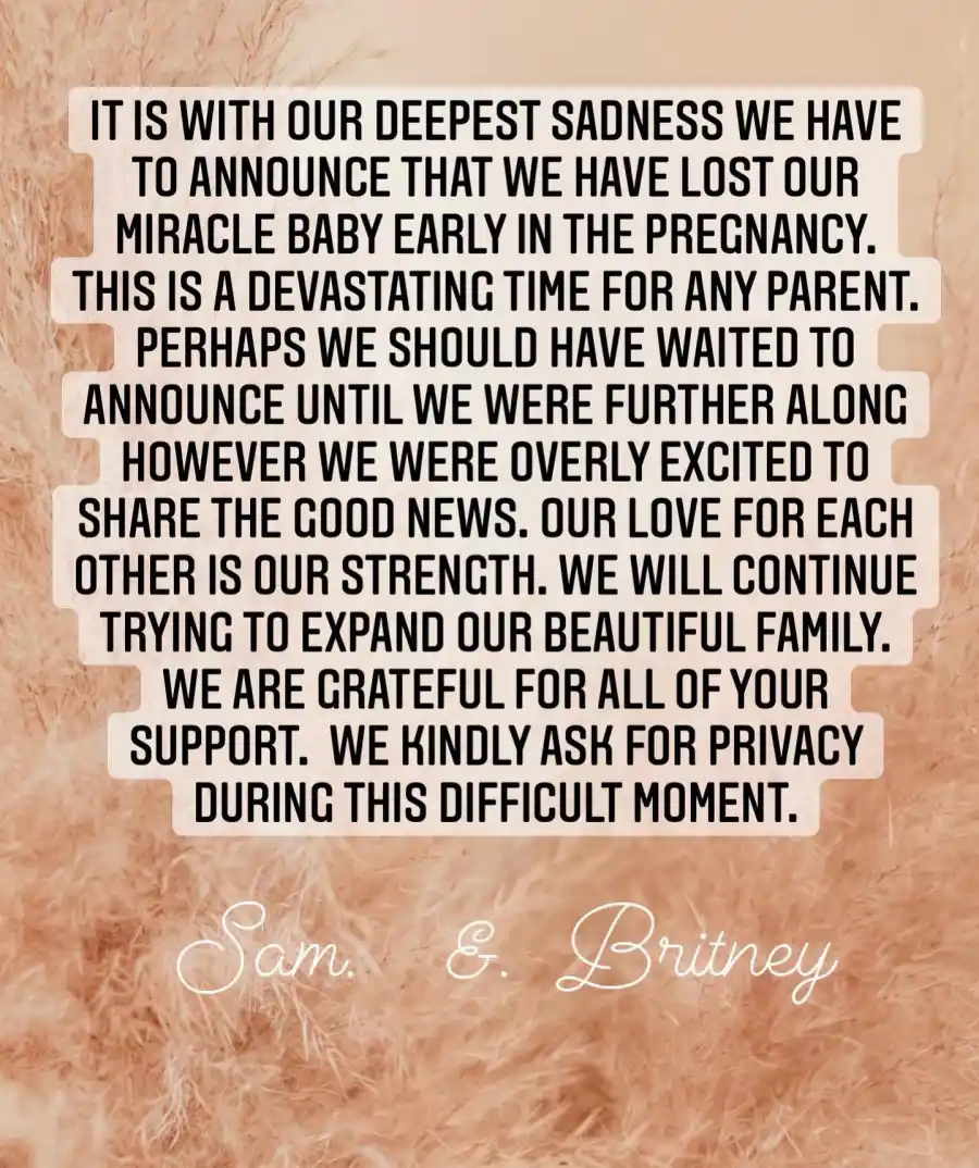 Britney Spears Announces Miscarriage