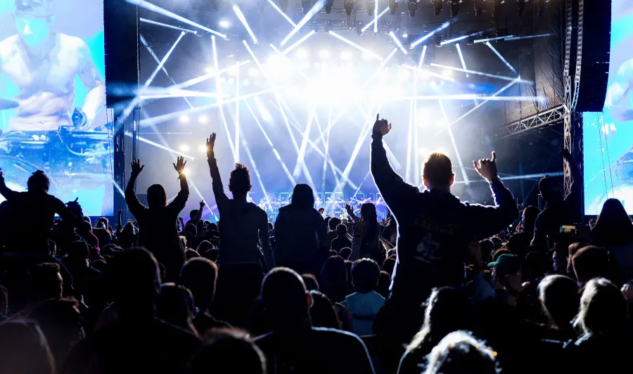 Buzzzz o Meter Stars Are Buzzing About This Music Festival Boston Calling Music Festival