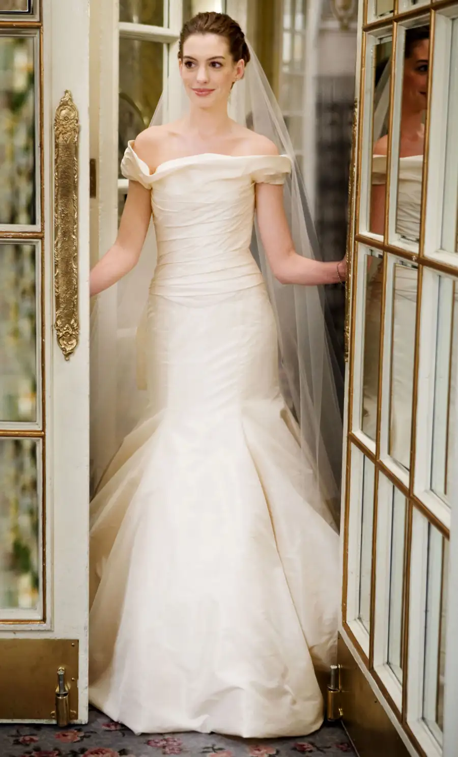 Celebrity Wedding Dresses: TV & Movies anne hathaway