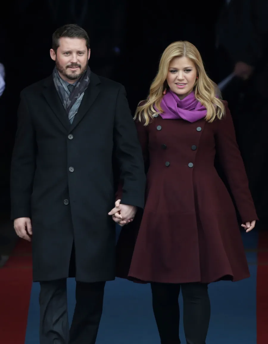 Celebrity Weddings 2013 Kelly Clarkson Brandon Blackstock