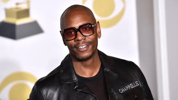 Dave Chapelle ‘Refuses’ to Allow Tackle ‘Incident’ to ‘Overshadow the Magic’ of His ‘Historic’ Standup Routine