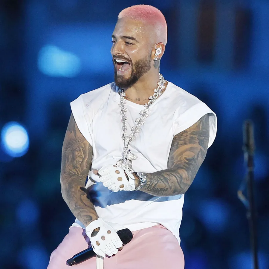 Eiza Gonzalez Dating History Timothee Chalamet Maluma More Maluma