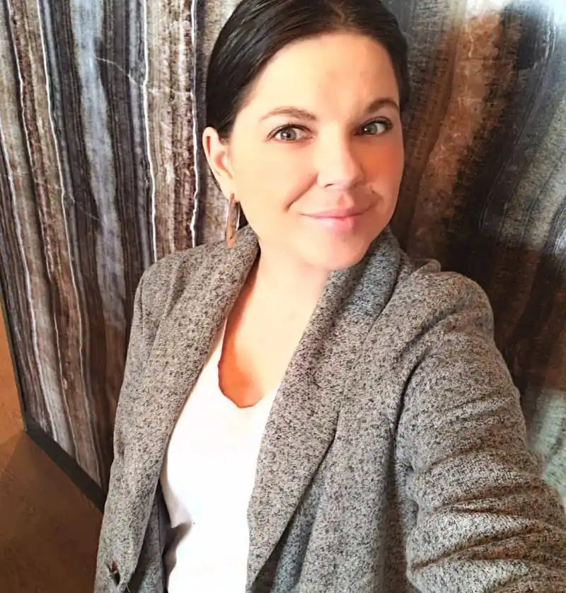 Every Time Amy Duggar Has Slammed Cousin Josh Duggar Through the Years