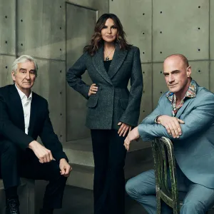 Fall 2022 TV Schedule When Grey’s Anatomy Chicago PD Ghosts and More Shows Will Air