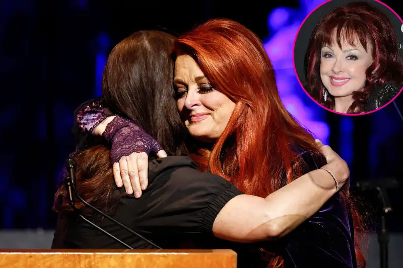 Feature Ashley Judd and Wynonna Judd Tearfully Honor Late Mom Naomi Judd at Country Hall of Fame Induction 1 Day After Her Death