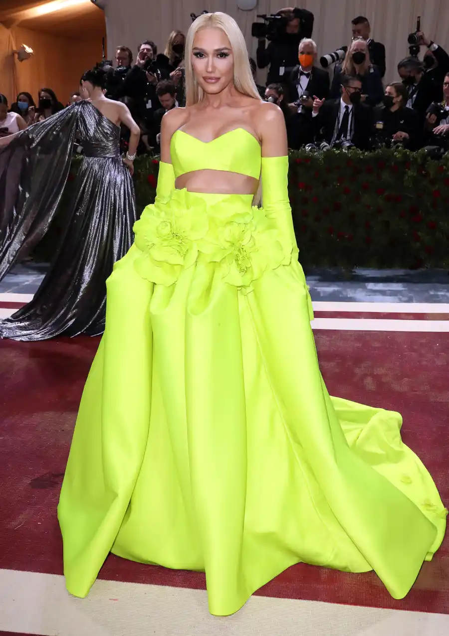 Gwen Stefani Met Gala 2022 Red Carpet Fashion