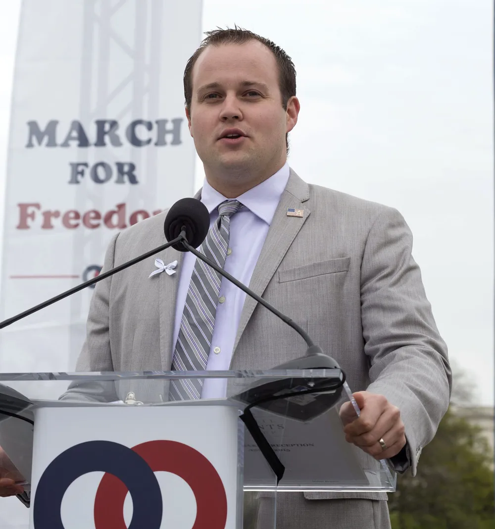 Jason Duggar Breaks Silence on Brother Josh Duggar Sentencing 4