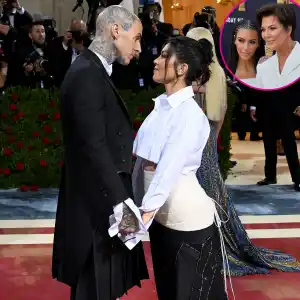 Kardashian Family Reacts to Kourtney Kardashian and Travis Barker Wedding