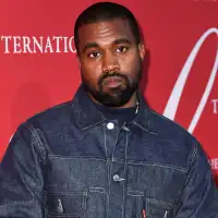 Kardashian/Jenner family bio pics