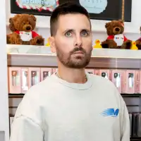 Kardashian/Jenner family bio pics