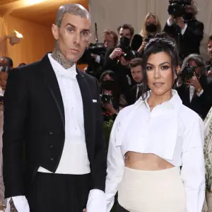 Kourtney Kardashian Travis Barker Arrive Italy Ahead 3rd Wedding
