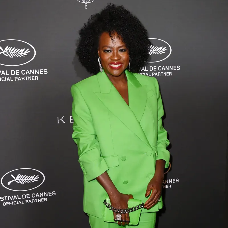 Ray Liotta Dead 67 Kristin Chenoweth Lorraine Bracco More Stars React Viola Davis