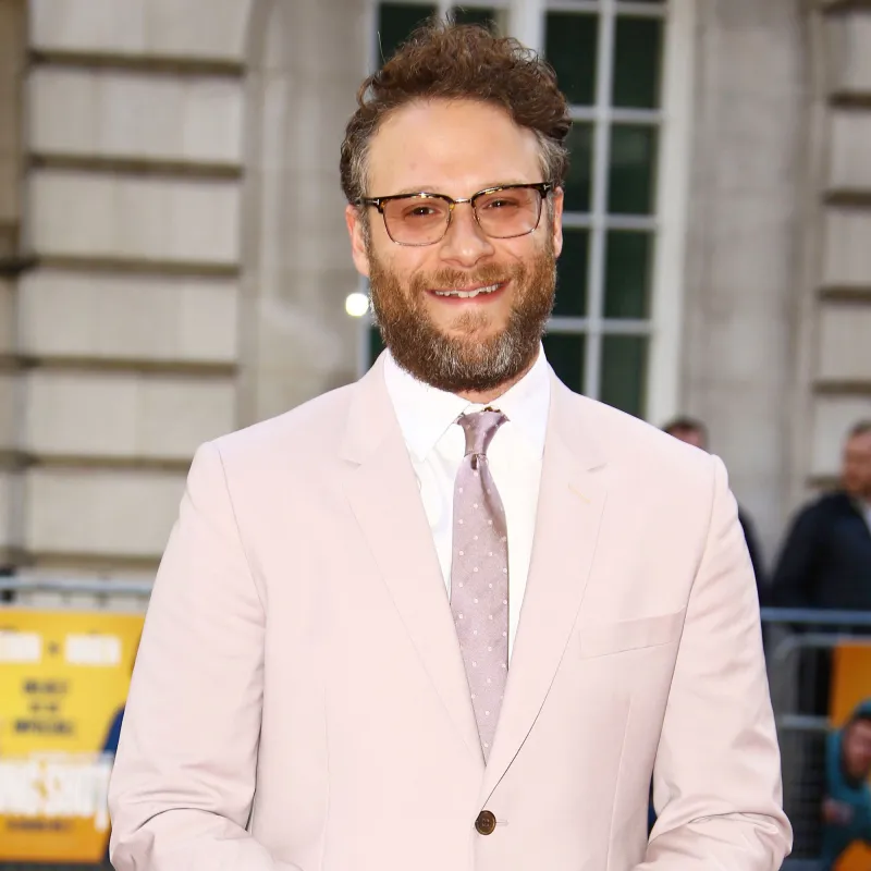 Ray Liotta Dead 67 Kristin Chenoweth Lorraine Bracco More Stars React Seth Rogan