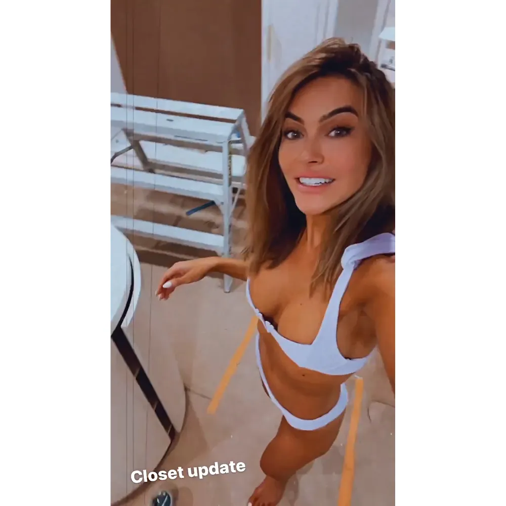 Selling Sunset's Chrishell Stause Jokes About &lsquo;Coming Out&rsquo; of Her Closet After Debuting G Flip Romance