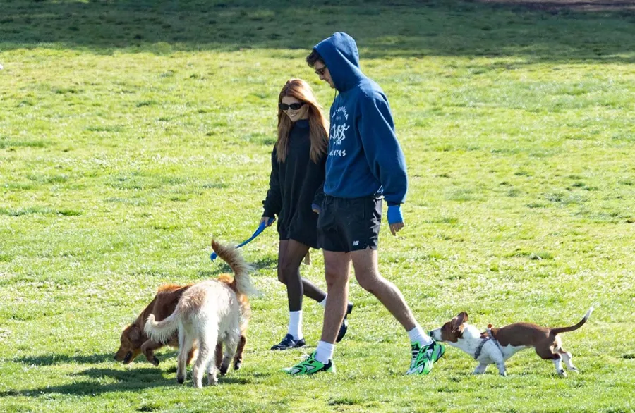 Spotted Again Jacob Elordi Olivia Jade Get Silly Park