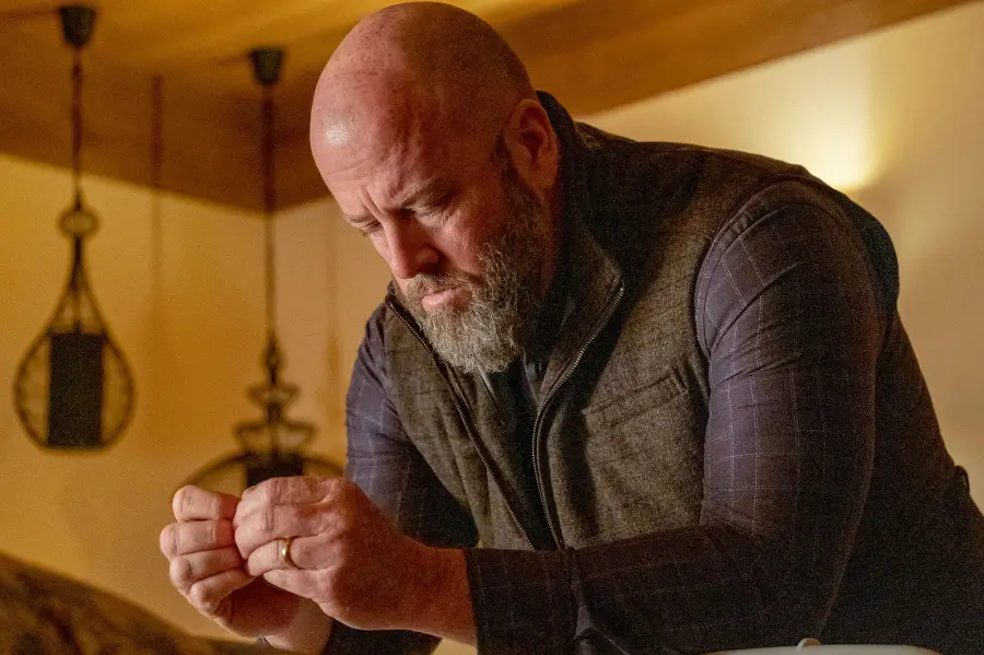 This Is Us Kate Pearson Toby Damon Ups Downs From Endearing Love Story Heartbreaking Divorce Chris Sullivan