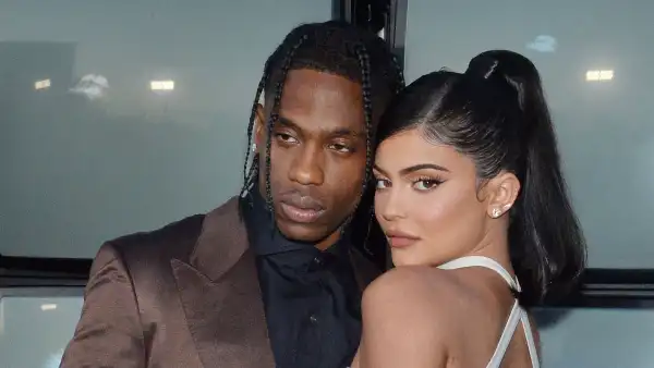 Travis Scott Fills Kylie Jenner House With Flowers Mothers Day