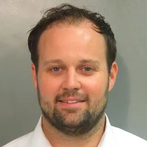 Where Every Duggar Stands With Josh Duggar After Child Pornography Scandal