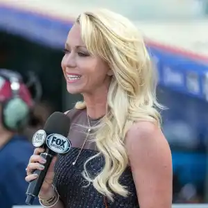 Who Is Kelsey Wingert 5 Things to Know About the MLB Reporter Who Was Hit by Foul Ball