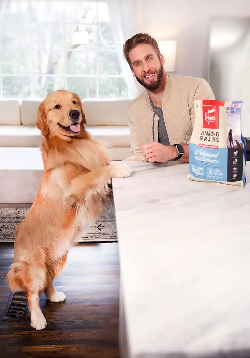hot pics Shawn Booth Reality TV personality and fitness trainer dog food ORIJEN AMAZING GRAINS nashville