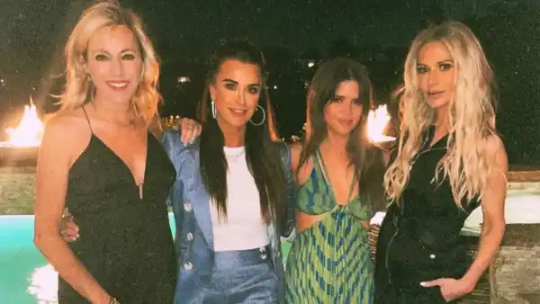 Kyle Richards pool party