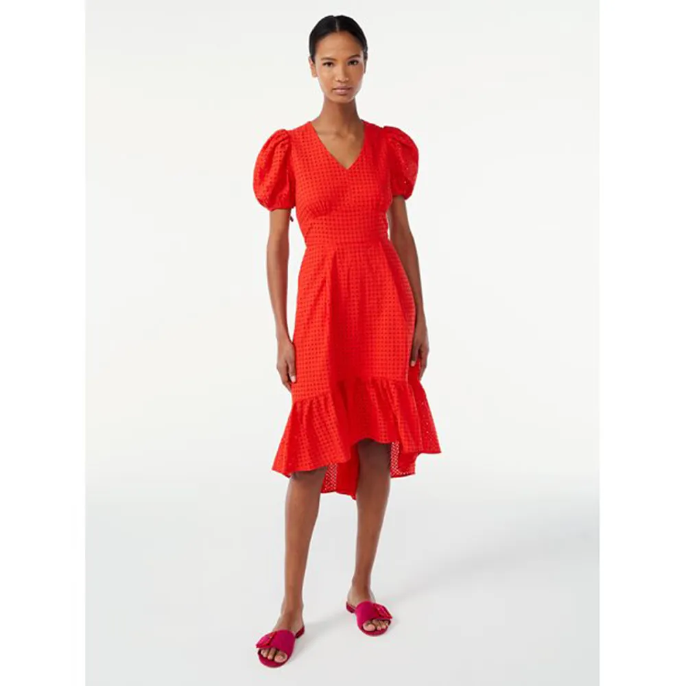 walmart-scoop-red-puff-sleeve-dress