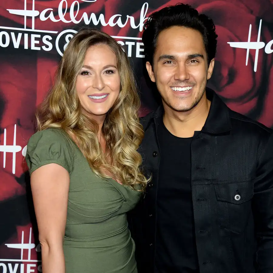 Alexa and Carlos PenaVega to Team Up for Musical Hallmark Romane