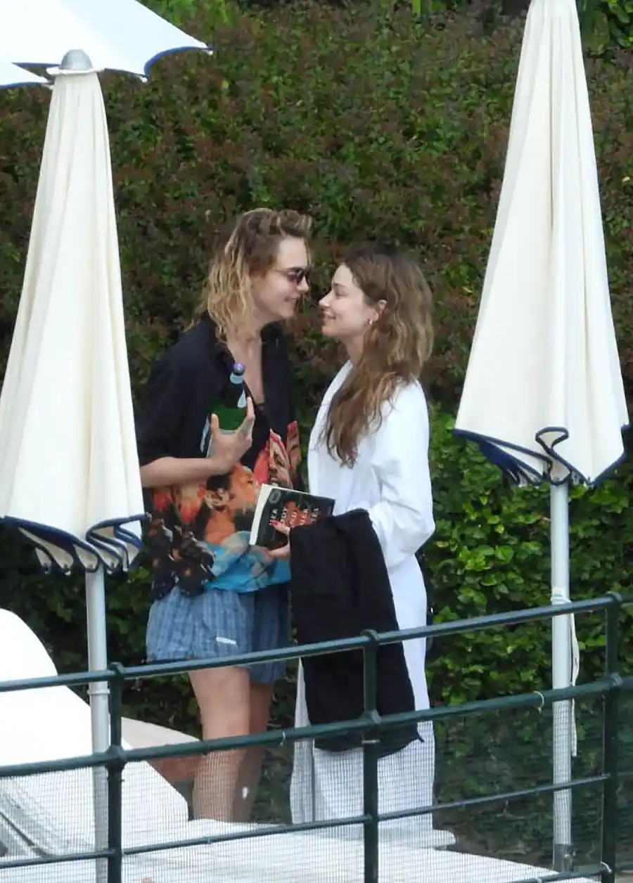 Cara Delevingne Makes Out With Singer Minke in Italy