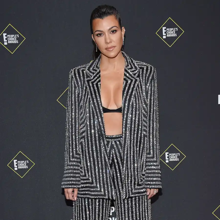 Celebrities Share Their Support Travis Barker Amid Hospitalization Kourtney Kardashian