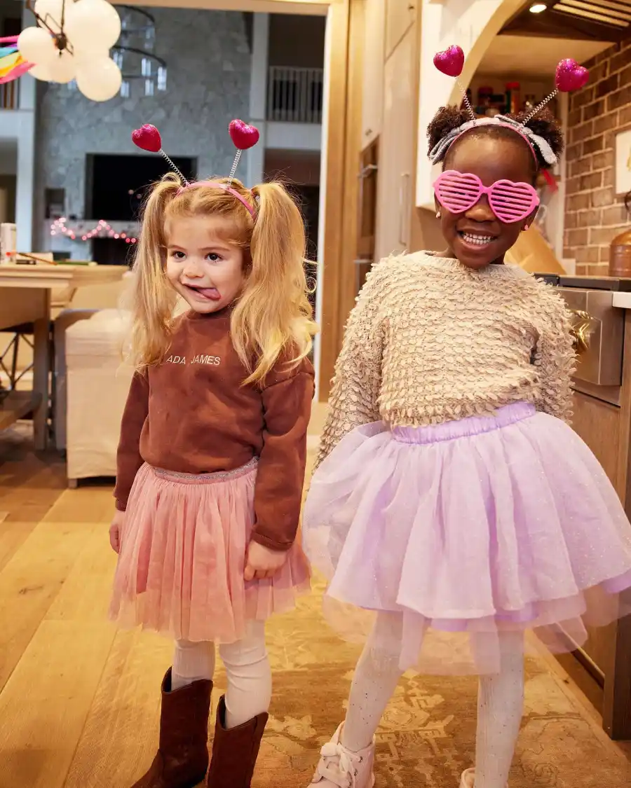 Cowboy Cuties Meet Kids Country Music Biggest Stars Thomas Rhett Lauren Akins