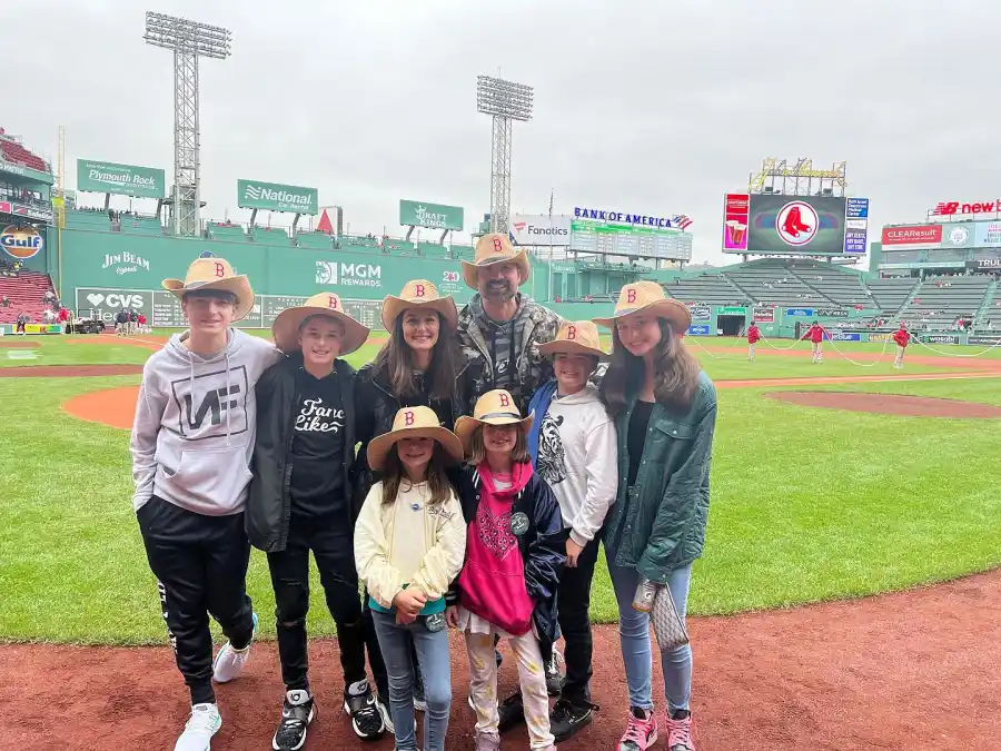 Cowboy Cuties Meet Kids Country Music Biggest Stars Walker Hayes