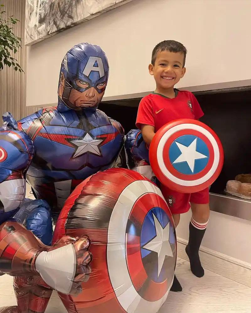 Cristiano Ronaldo Celebrates Twins Eva and Mateo's 5th Birthday