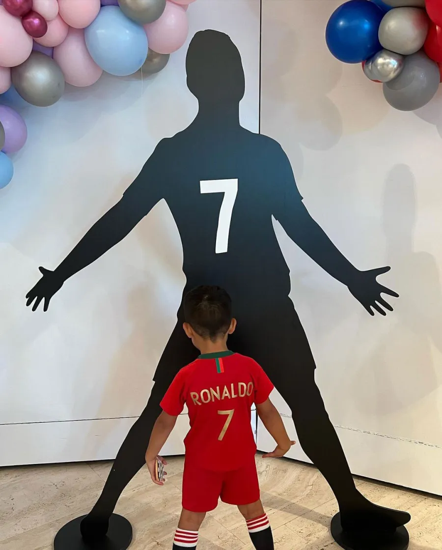 Cristiano Ronaldo Celebrates Twins Eva and Mateo's 5th Birthday
