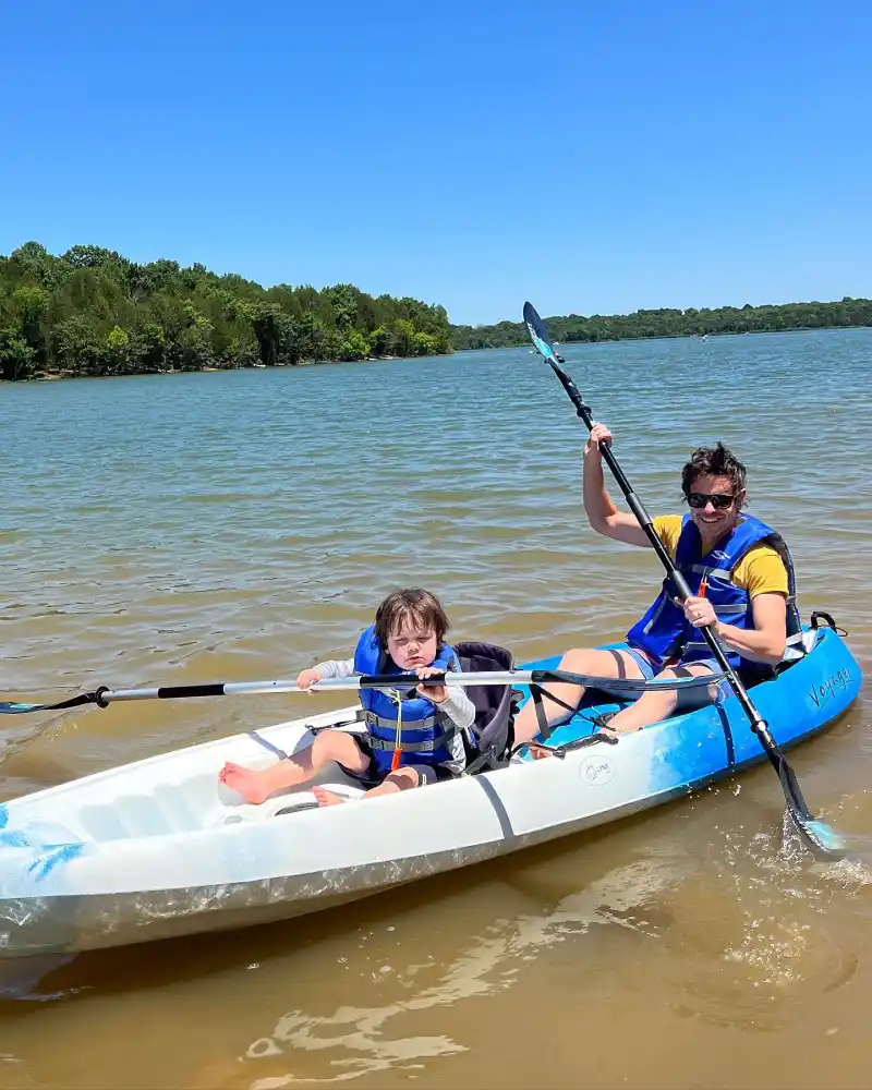 Former Bachelorette Ali Fedotowsky Shares Story of How She Met Her Long-Lost Sister 2