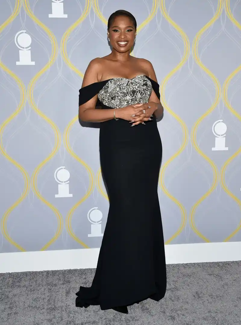Jennifer Hudson Tony Awards 2022 Red Carpet Fashion