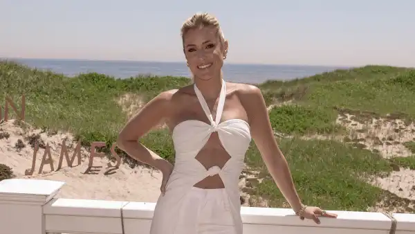 Kristin Cavallari Says Coparenting Is 'Going Well' With Ex Jay Cutler Amid Divorce